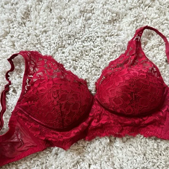 Super cute sexy cherry red lacy bra comfy casual bra. For B cups. Approx… - Picture 1 of 5